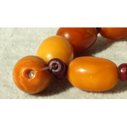 ANTIQUE AMBER BRACELET 13...
